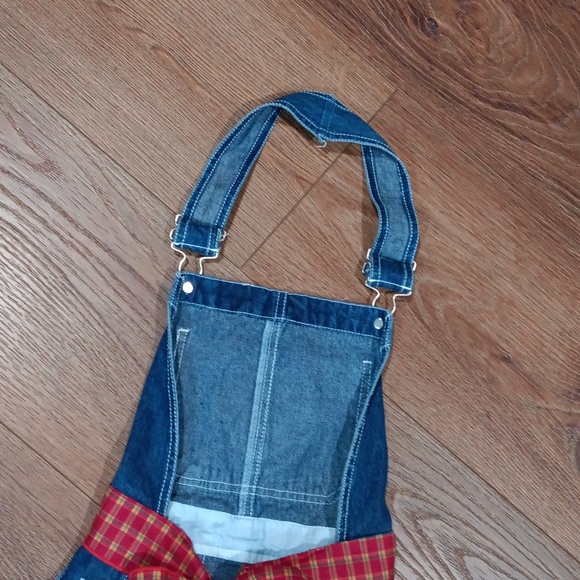 HARRY POTTER HOGWARTS DENIM RUFFLE APRON.  #5681 - Picture 7 of 8